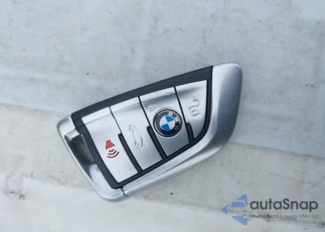 2020 BMW 740 z USA, uszkodzony, nr VIN WBA7T2C0XLCD53524